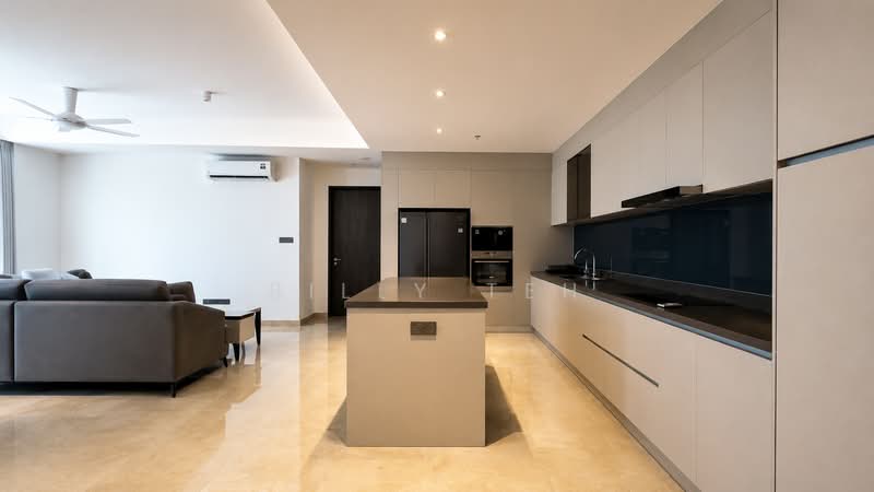 Servis Apartment untuk Dijual di Marriott Residence @ Gurney - Billy Teh - Living Room - PropertyGuru.com.my