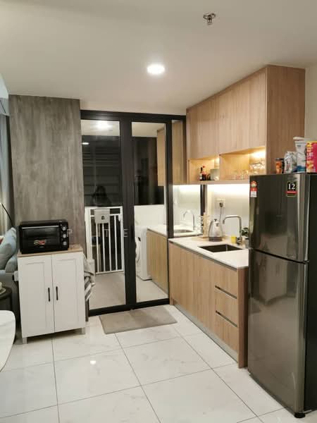 Service Residence for Rent at Suasana @ Utropolis - Peter Yeoh - Kitchen - PropertyGuru.com.my
