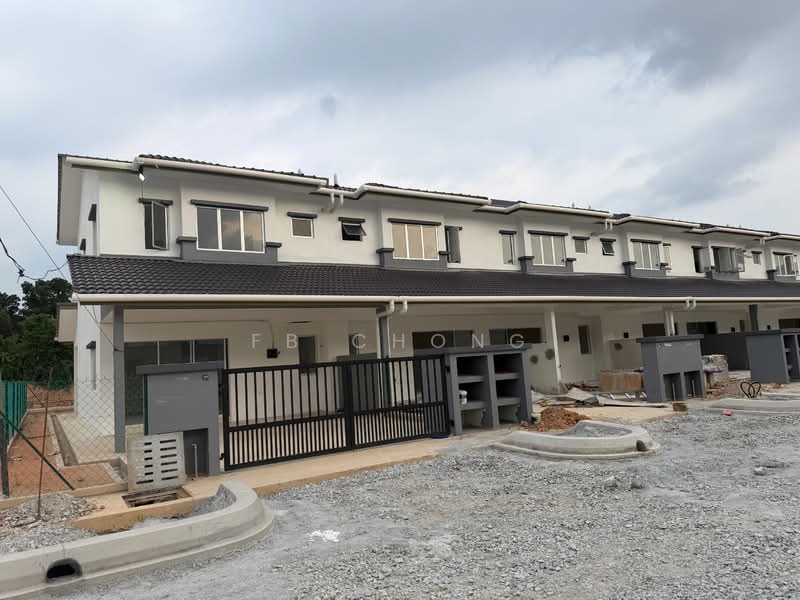2-storey Terraced House for Sale in Desa Pinggiran Bayu (Mantin) - FB Chong - Exterior - PropertyGuru.com.my