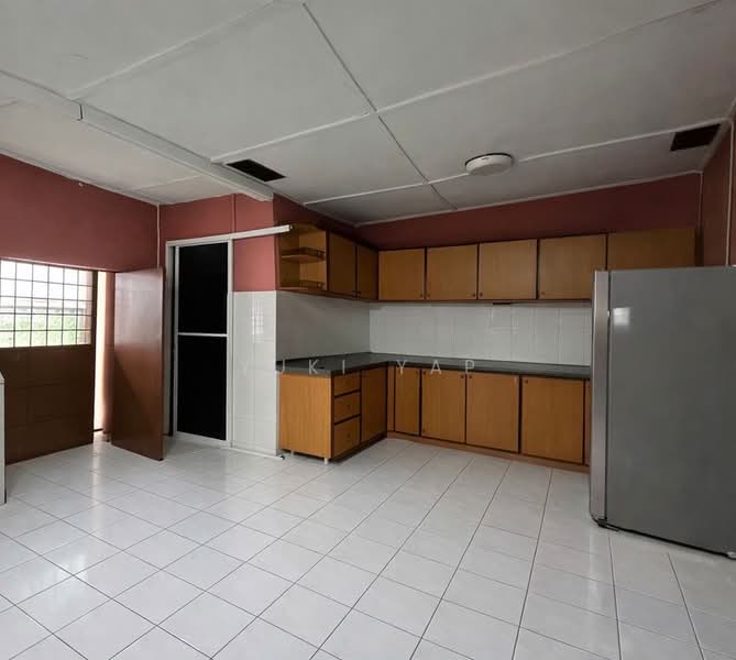 Rumah Teres 2 Tingkat untuk Dijual di Taman Melur (Ampang) - Yuki Yap - Kitchen - PropertyGuru.com.my