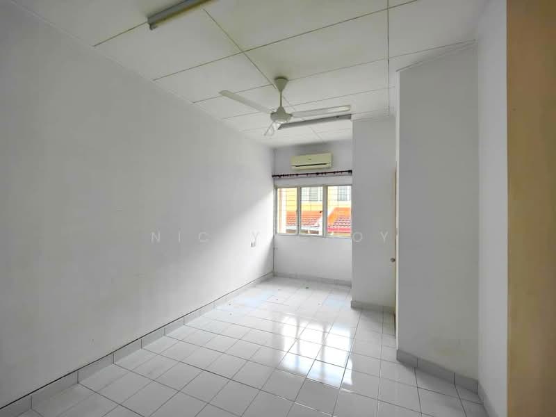 2-storey Terraced House for Rent in Kota Damansara (Selangor) - Nicky Choy - Interior - PropertyGuru.com.my