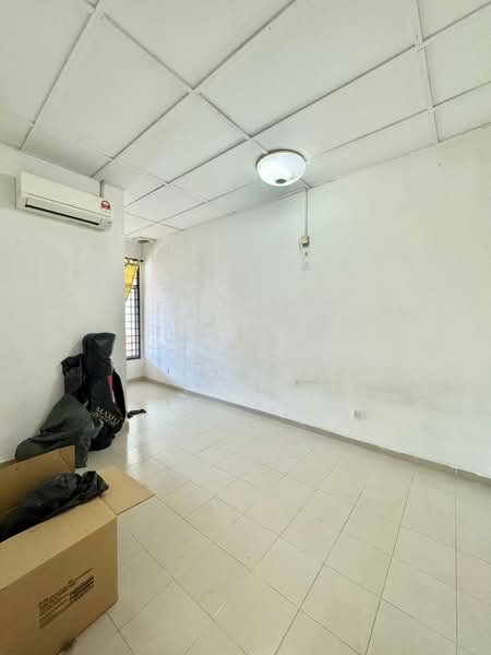 1-storey Terraced House for Sale in Bukit Indah (Iskandar Puteri (Nusajaya)) - Sharon Ng - Interior - PropertyGuru.com.my