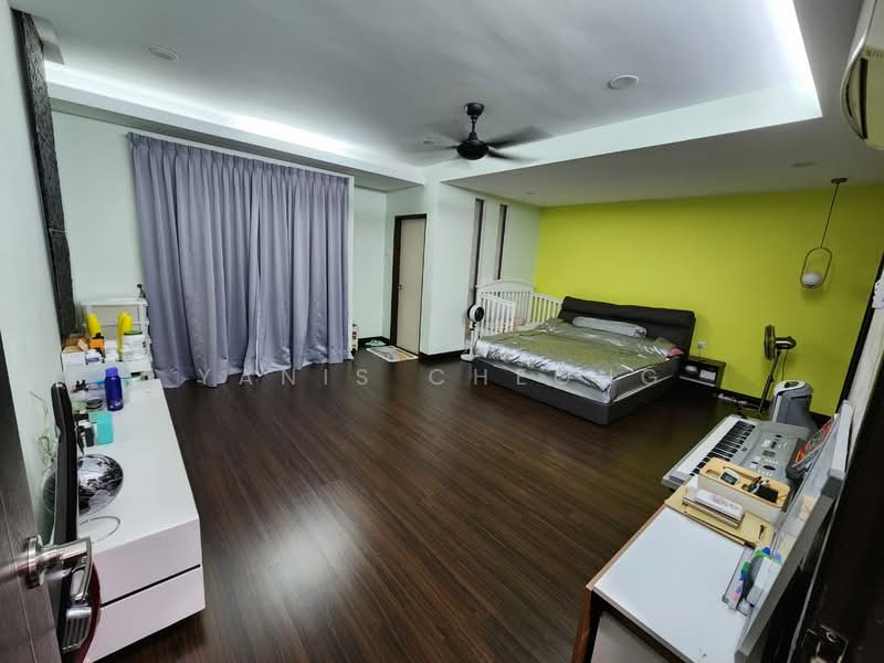 3-storey Terraced House for Sale in Taman Wangsa Permai (Kepong) - Yanis Cheong - Bedroom - PropertyGuru.com.my