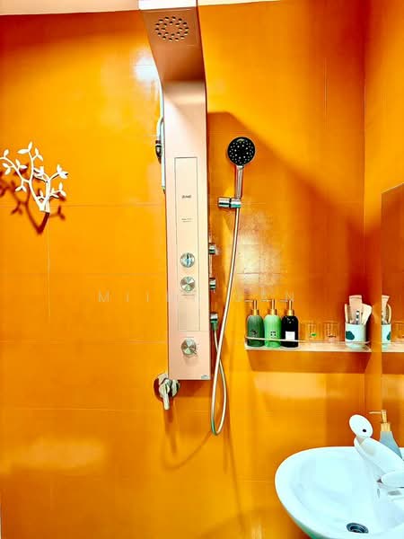 Service Residence for Sale at The Face Suites (Platinum Suites) - Miini Gan - Bathroom - PropertyGuru.com.my