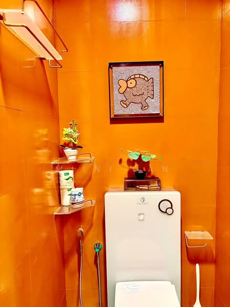 Service Residence for Sale at The Face Suites (Platinum Suites) - Miini Gan - Bathroom - PropertyGuru.com.my