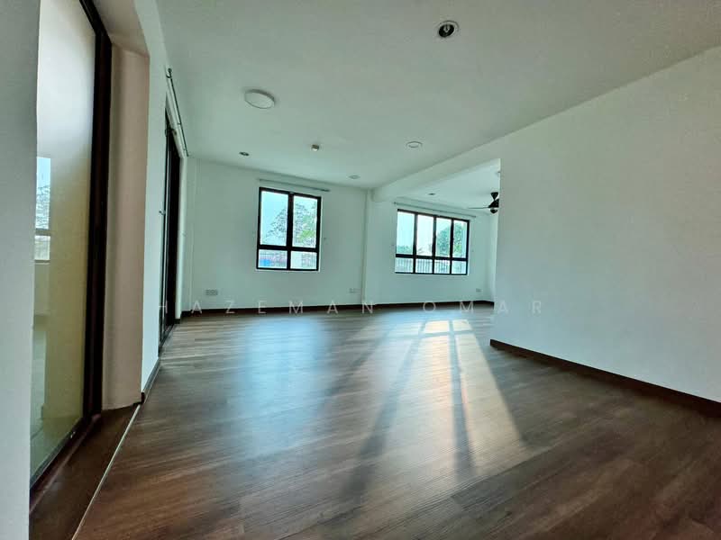 2-storey Terraced House for Sale in Bukit Jelutong (Shah Alam) - Hazeman Omar - Living Room - PropertyGuru.com.my