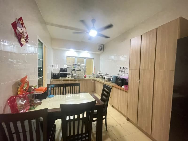 Terraced House for Sale in Taman Wangsa Permai (Kepong) - Yanis Cheong - Kitchen - PropertyGuru.com.my