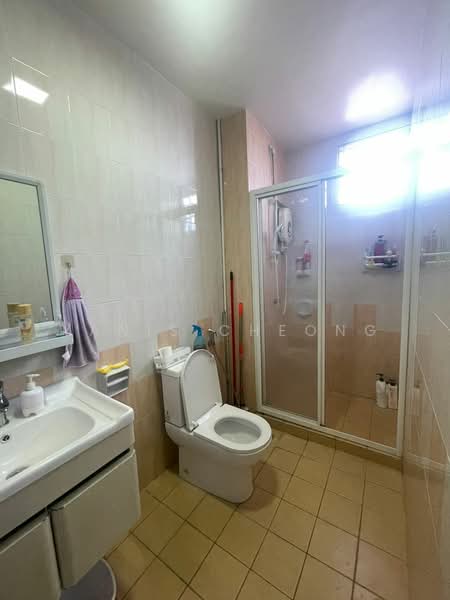 Terraced House for Sale in Taman Wangsa Permai (Kepong) - Yanis Cheong - Bathroom - PropertyGuru.com.my