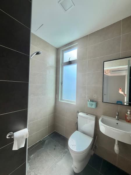 Service Residence for Sale at D'Lagoon - Corine YG - Bathroom - PropertyGuru.com.my