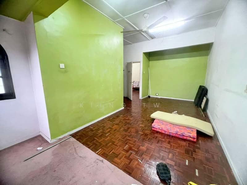 2-storey Terraced House for Sale in Kepong (Kuala Lumpur) - Kiing TW - Living Room - PropertyGuru.com.my