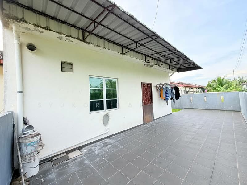 Semi-Detached House for Sale in Klang (Selangor) - Syukor Hartanah - Exterior - PropertyGuru.com.my