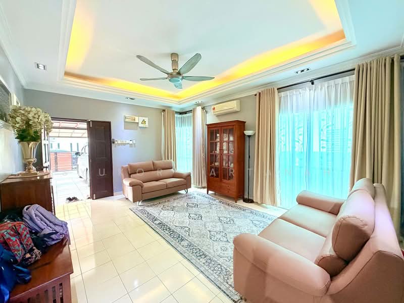Semi-Detached House for Sale in Klang (Selangor) - Syukor Hartanah - Living Room - PropertyGuru.com.my