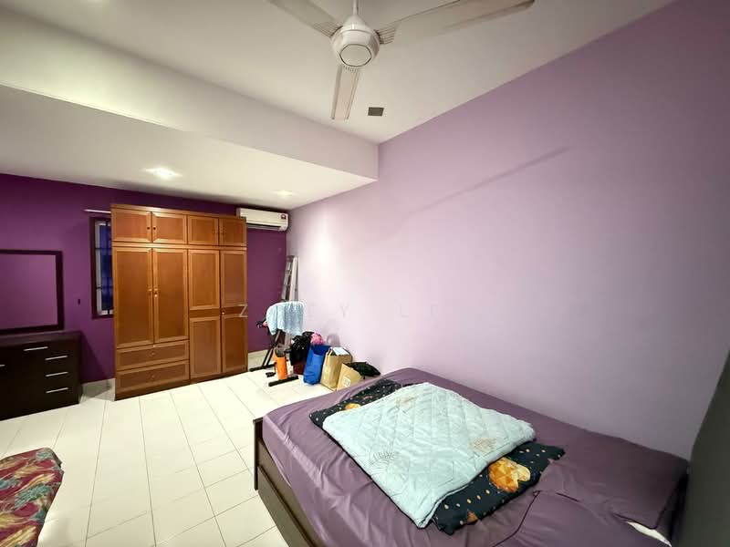 2-storey Terraced House for Sale in Bandar Seri Alam (Masai) - Zoey Lee - Bedroom - PropertyGuru.com.my