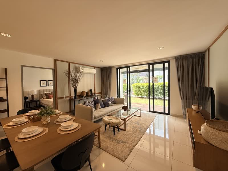 Kondominium untuk Dijual di Damansara Fifty6 - Jeanne Tan - Living Room - PropertyGuru.com.my