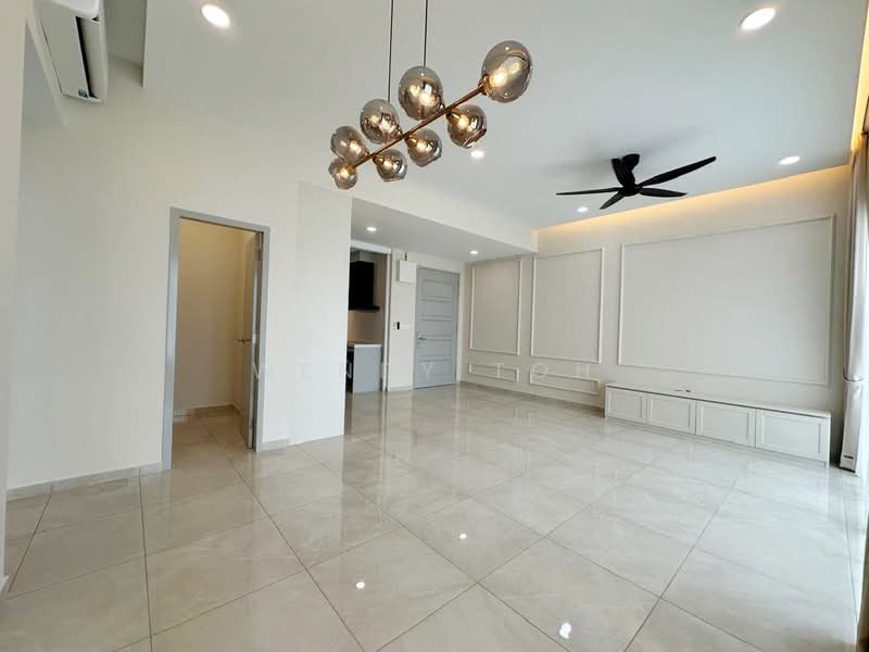Kondominium untuk Disewa di Lucerne Residences - Wendy Toh - Living Room - PropertyGuru.com.my