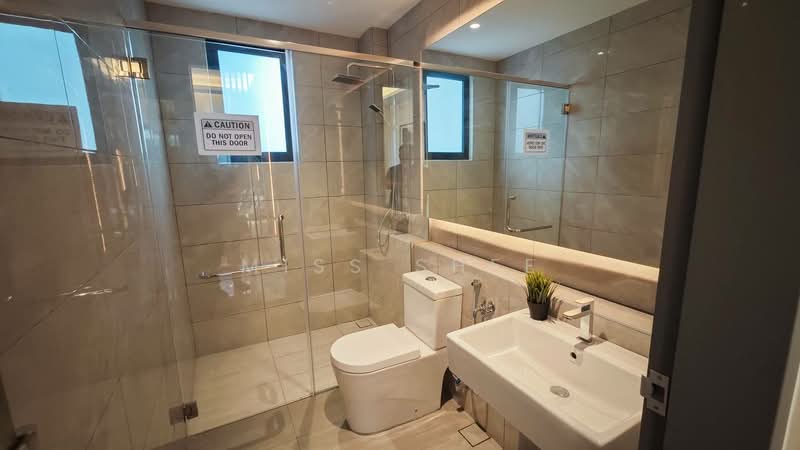 Service Residence for Sale at Parkland by the River - Miss Shee - Bathroom - PropertyGuru.com.my