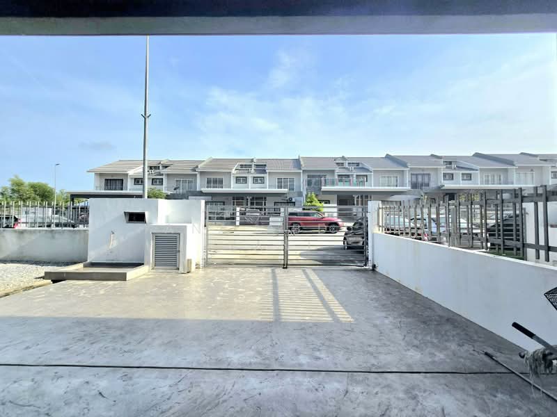 2-storey Terraced House for Sale in Cyberjaya (Selangor) - Suhana Abdullah Sani - Exterior - PropertyGuru.com.my