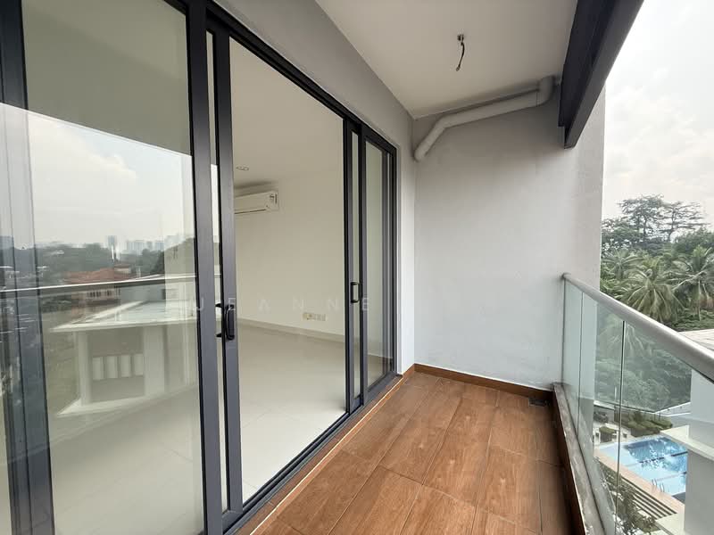 Kondominium untuk Dijual di Damansara Fifty6 - Jeanne Tan - Balcony - PropertyGuru.com.my
