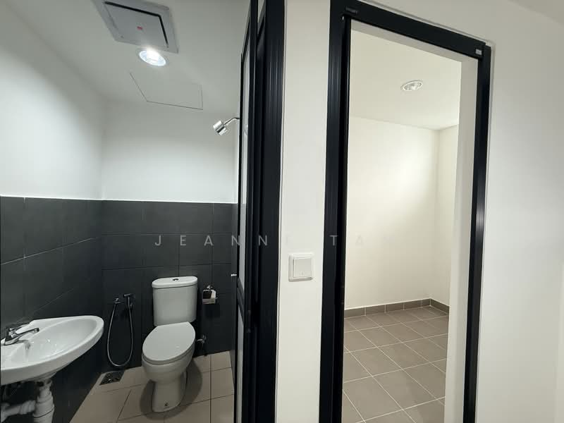 Kondominium untuk Dijual di Damansara Fifty6 - Jeanne Tan - Bathroom - PropertyGuru.com.my