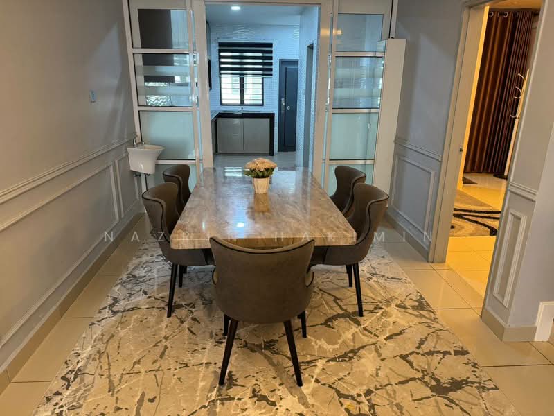 2-storey Terraced House for Sale in Bandar Putera 2 (Klang) - Nazrin Hakimin - Dining Room - PropertyGuru.com.my
