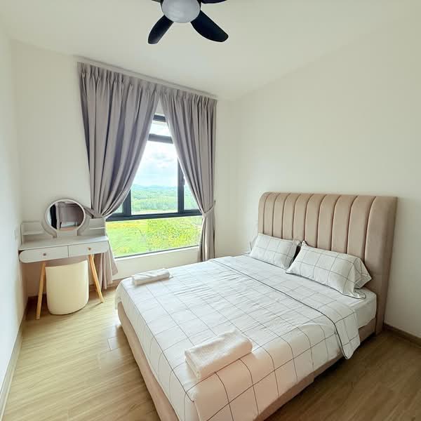 Pangsapuri untuk Disewa di Starview Bay @ Forest City - Jack Tey - Bedroom - PropertyGuru.com.my