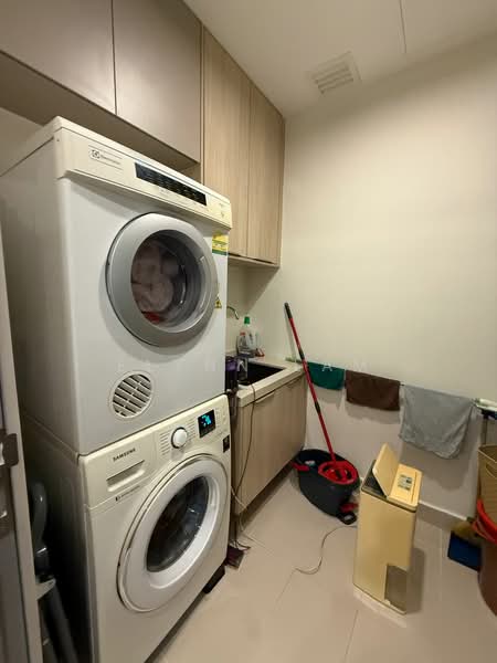 Service Residence for Sale at Southern Marina Residences - Elynn Lam - Interior - PropertyGuru.com.my