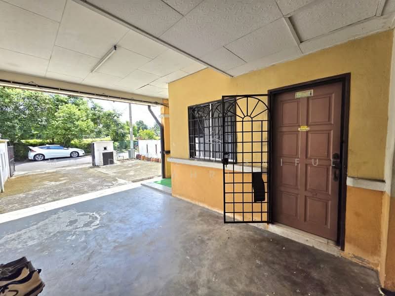 Rumah Teres 2 Tingkat untuk Dijual di Bandar Baru Bangi (Selangor) - Mohd Aizat Saiful Bahri - Exterior - PropertyGuru.com.my