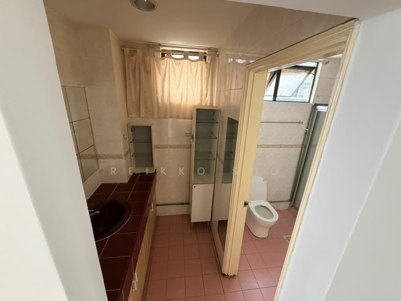 Condominium for Sale at Menara Duta 2 - Reikko Soo - Bathroom - PropertyGuru.com.my