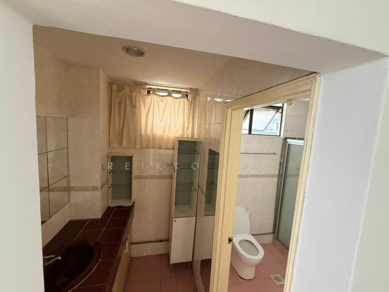 Condominium for Sale at Menara Duta 2 - Reikko Soo - Bathroom - PropertyGuru.com.my