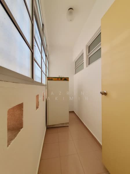 Condominium for Sale at Elaeis 2 - Nazrin Hakimin - Corridor - PropertyGuru.com.my