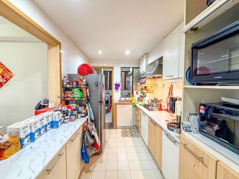Condominium for Sale at Vista Komanwel A - Zarema Kulbuzheva - Kitchen - PropertyGuru.com.my