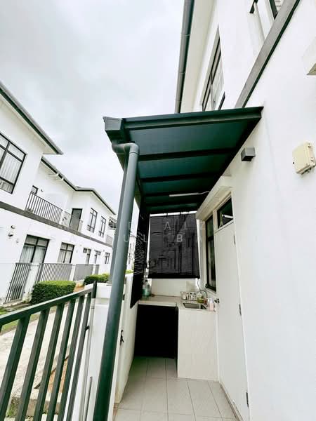 Rumah Teres 2 Tingkat untuk Dijual di Eco Grandeur (Puncak Alam) - Mohd Aizat Saiful Bahri - Exterior - PropertyGuru.com.my