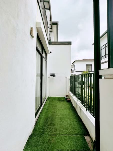 Rumah Teres 2 Tingkat untuk Dijual di Eco Grandeur (Puncak Alam) - Mohd Aizat Saiful Bahri - Exterior - PropertyGuru.com.my