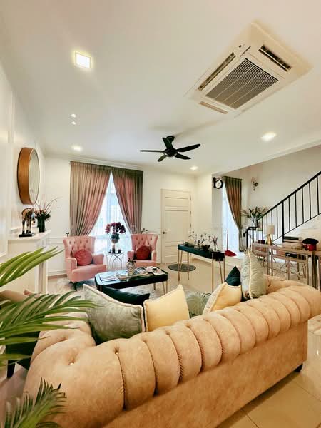 Rumah Teres 2 Tingkat untuk Dijual di Eco Grandeur (Puncak Alam) - Mohd Aizat Saiful Bahri - PropertyGuru.com.my
