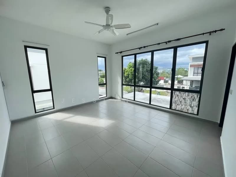 Semi-Detached House for Sale in Setia Ecohill (Semenyih) - Jesslyn Lee - Master bedroom - PropertyGuru.com.my