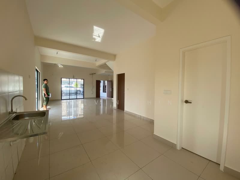 3-storey Terraced House for Sale in Ukay Bistari (Ulu Kelang) - calvin Chin - Interior - PropertyGuru.com.my