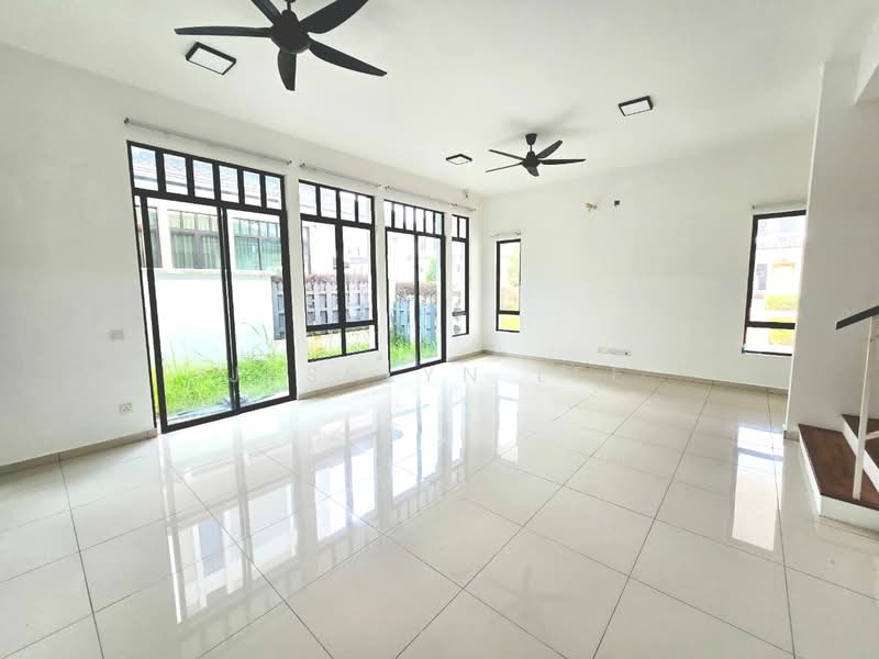 Semi-Detached House for Sale in Eco Majestic (Semenyih) - Jesslyn Lee - Living Room - PropertyGuru.com.my