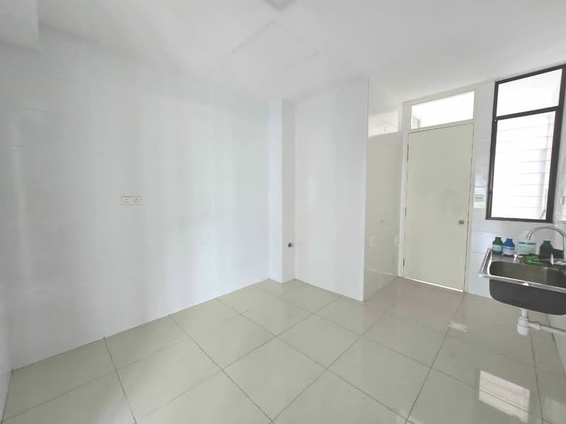 Semi-Detached House for Sale in Eco Majestic (Semenyih) - Jesslyn Lee - Kitchen - PropertyGuru.com.my