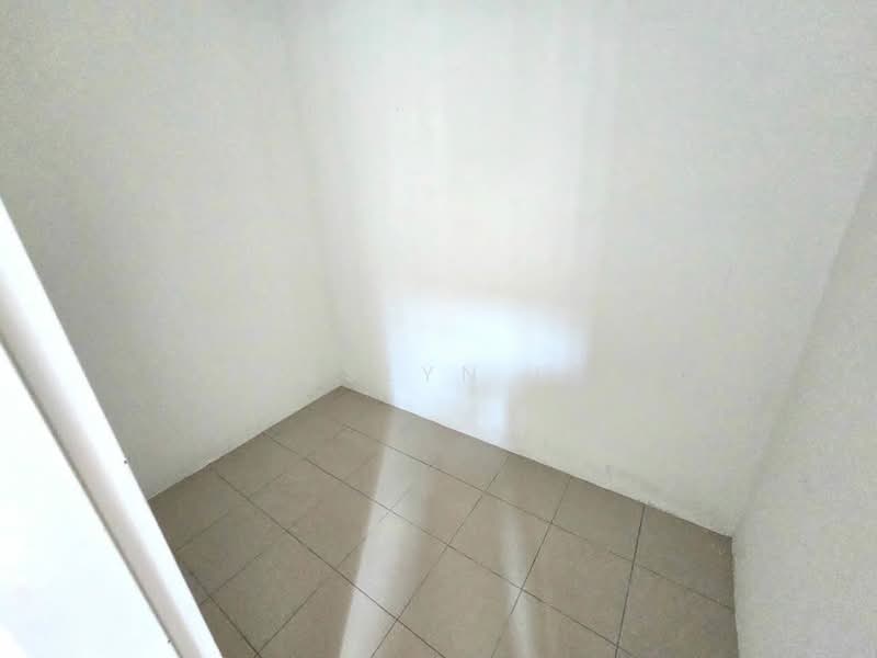 Semi-Detached House for Sale in Eco Majestic (Semenyih) - Jesslyn Lee - Maid room - PropertyGuru.com.my