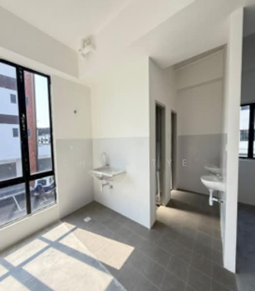 Shop / Office for Rent in Setia Ecohill (Semenyih) - Chris Tye - Bathroom - PropertyGuru.com.my