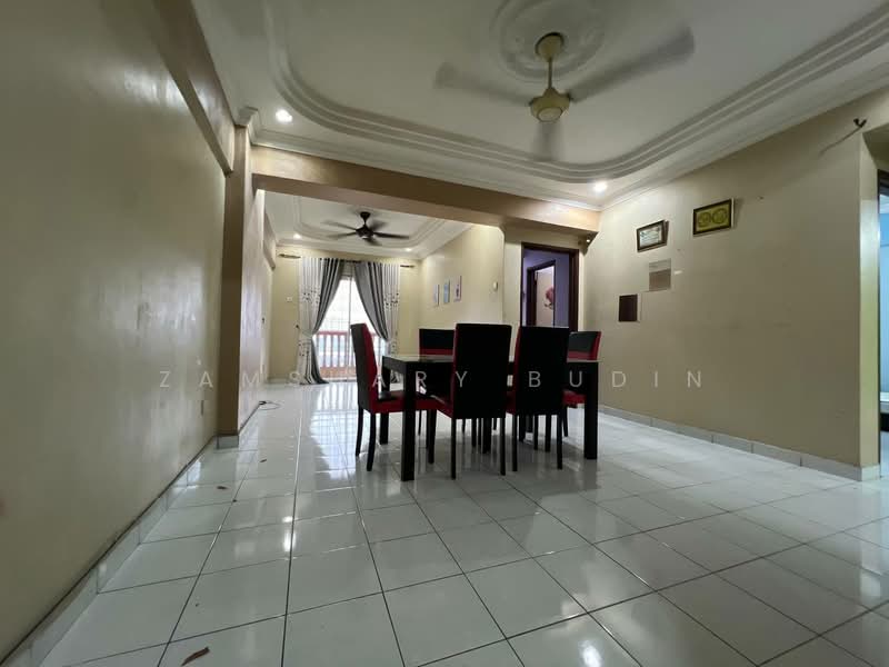 Apartment for Sale at Sri Dahlia - Zamshary Budin - Dining Room - PropertyGuru.com.my