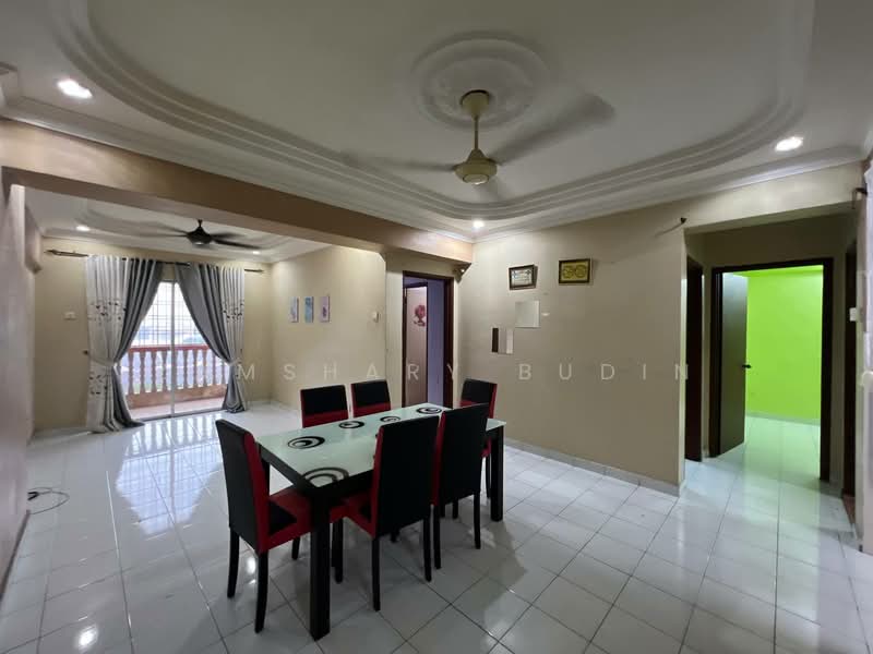 Apartment for Sale at Sri Dahlia - Zamshary Budin - Dining Room - PropertyGuru.com.my