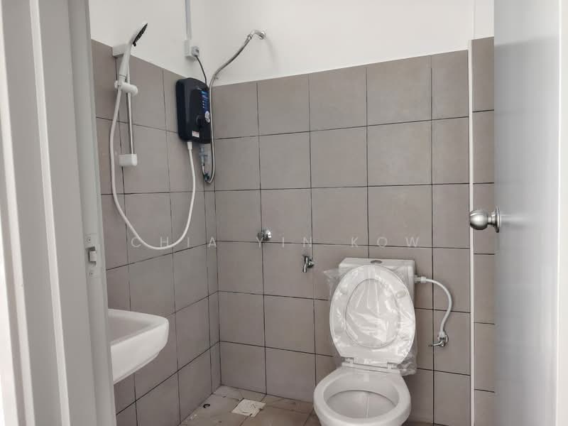 Rumah Teres untuk Disewa di Kluang (Johor) - Chia Yin Kow - Bathroom - PropertyGuru.com.my