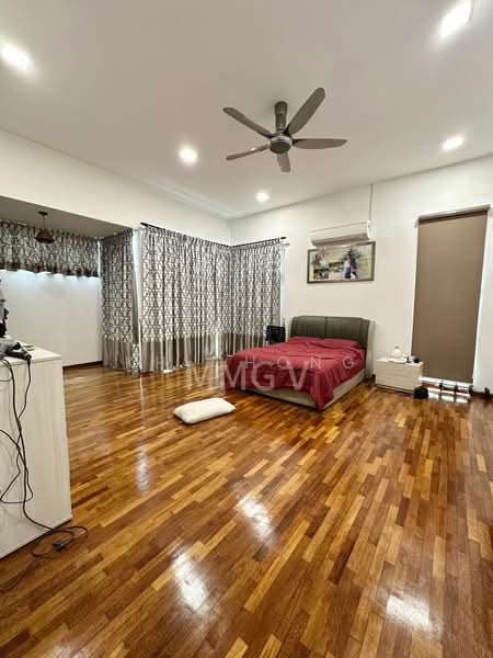 Semi-Detached House for Sale in Bandar Parklands (Klang) - KH Chong - Bedroom - PropertyGuru.com.my