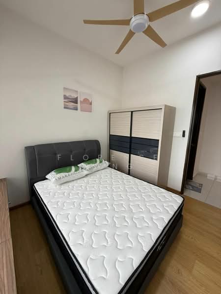 Kondominium untuk Disewa di Kings Bay @ Country Garden Danga Bay - Florence Hong - Bedroom - PropertyGuru.com.my