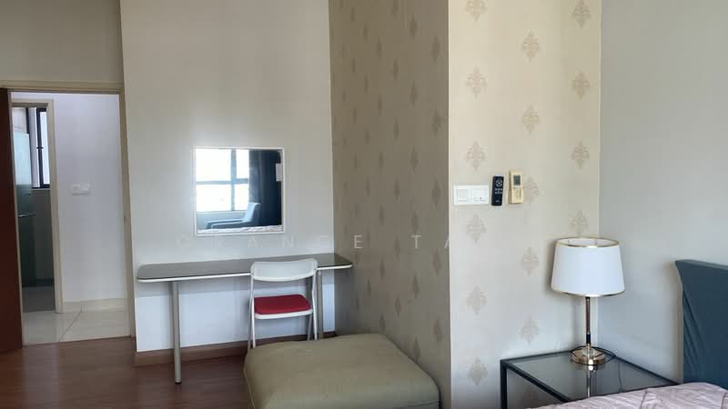 Kondominium untuk Disewa di KM1 West - Orange Tang - Bedroom - PropertyGuru.com.my