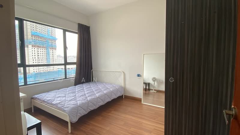 Kondominium untuk Disewa di KM1 West - Orange Tang - Bedroom - PropertyGuru.com.my