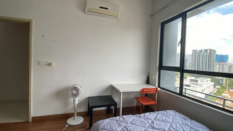 Kondominium untuk Disewa di KM1 West - Orange Tang - Bedroom - PropertyGuru.com.my