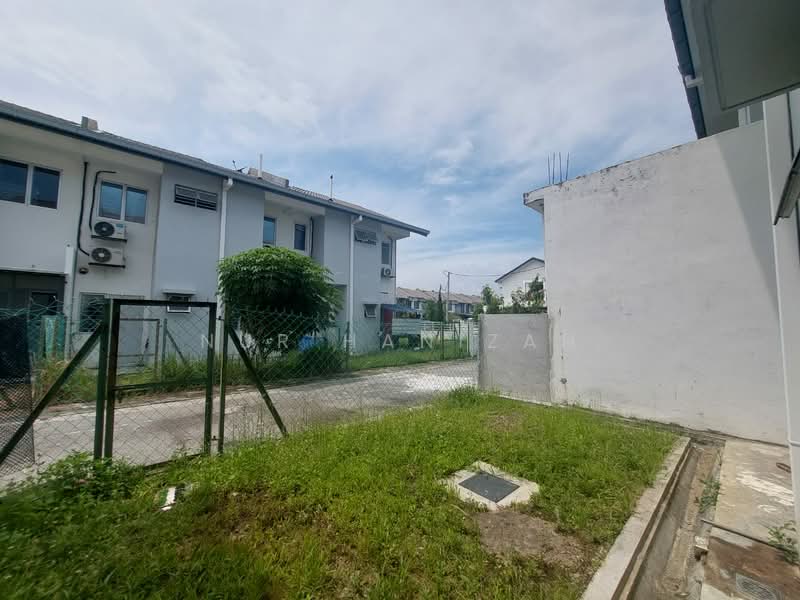 2-storey Terraced House for Rent in Bandar Puncak Alam (Puncak Alam) - Nur Hanizah - Exterior - PropertyGuru.com.my