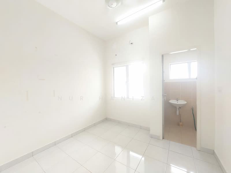 2-storey Terraced House for Rent in Bandar Puncak Alam (Puncak Alam) - Nur Hanizah - Interior - PropertyGuru.com.my
